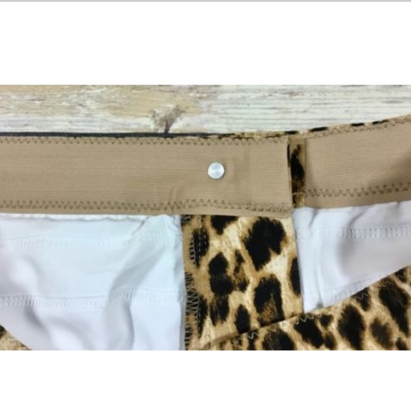 Chicos size 2.5 or 14 So Slimming Womens Straight Leg lightweight leopard jean - Picture 8 of 8